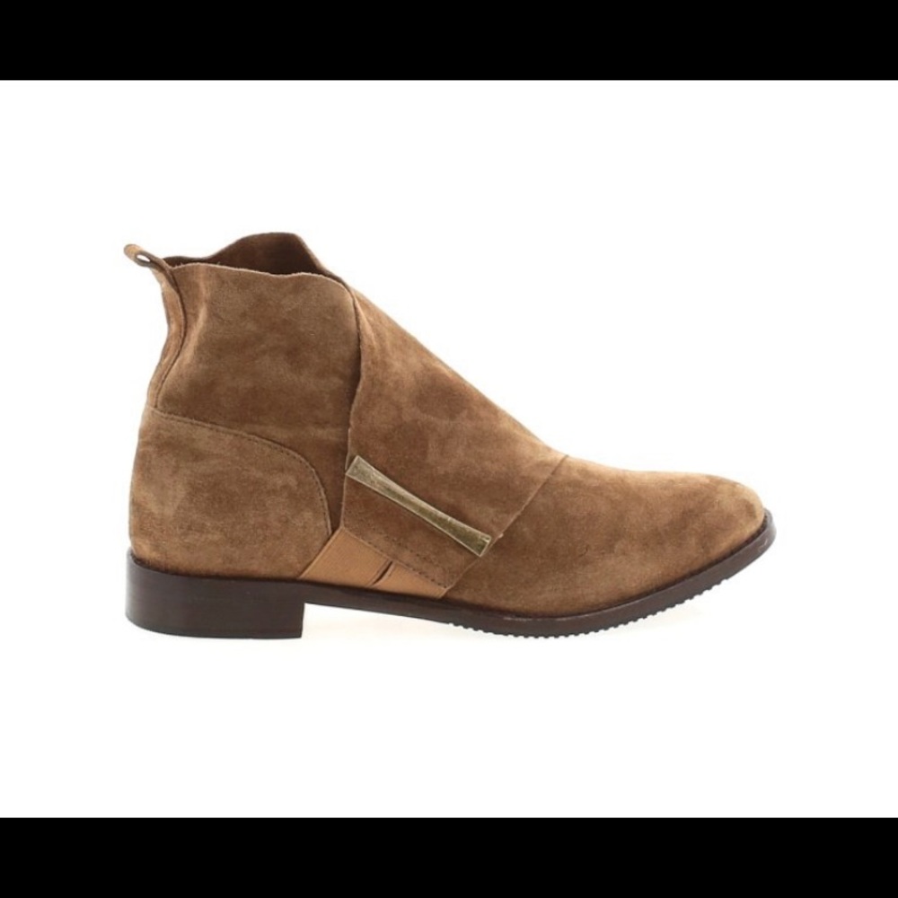 JOHNSTON & MURPHY Genuine Suede Chelsea Booties